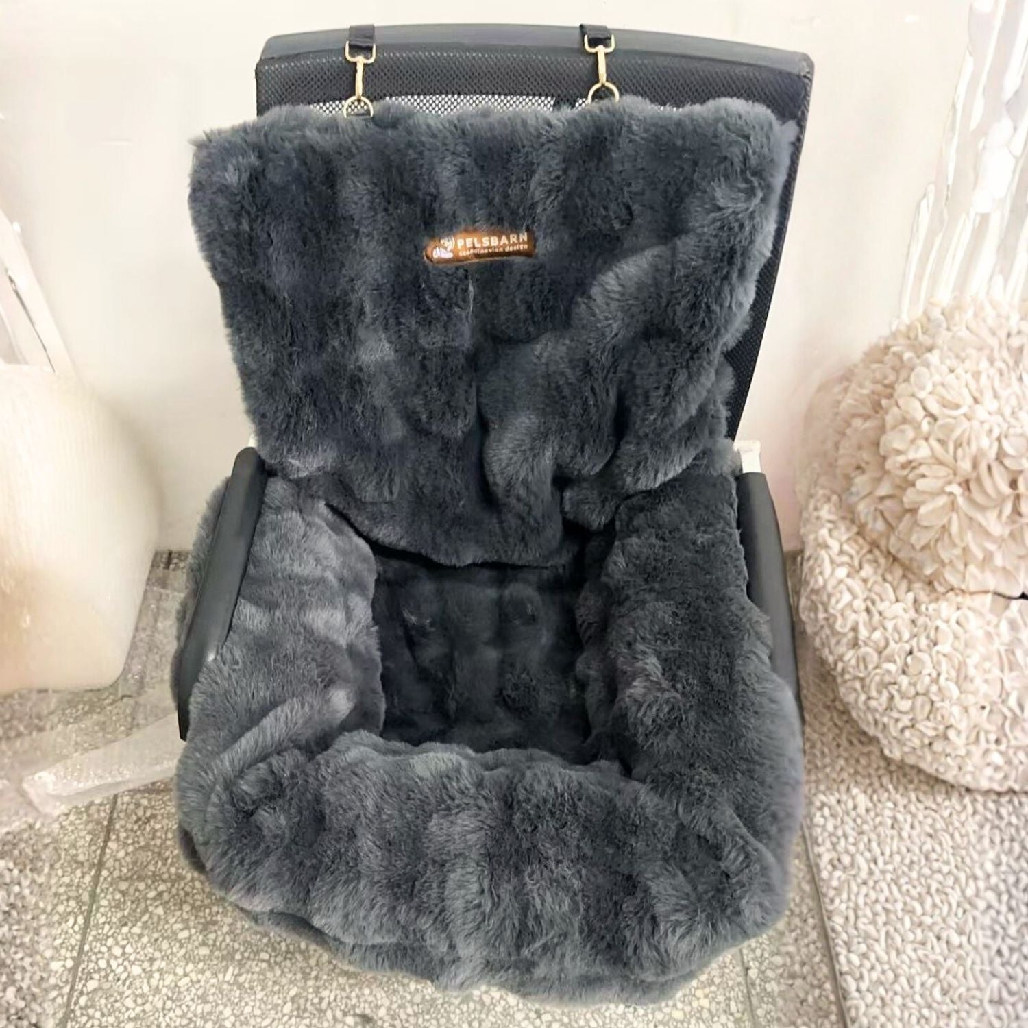 Luxe Pelsbarn Automand