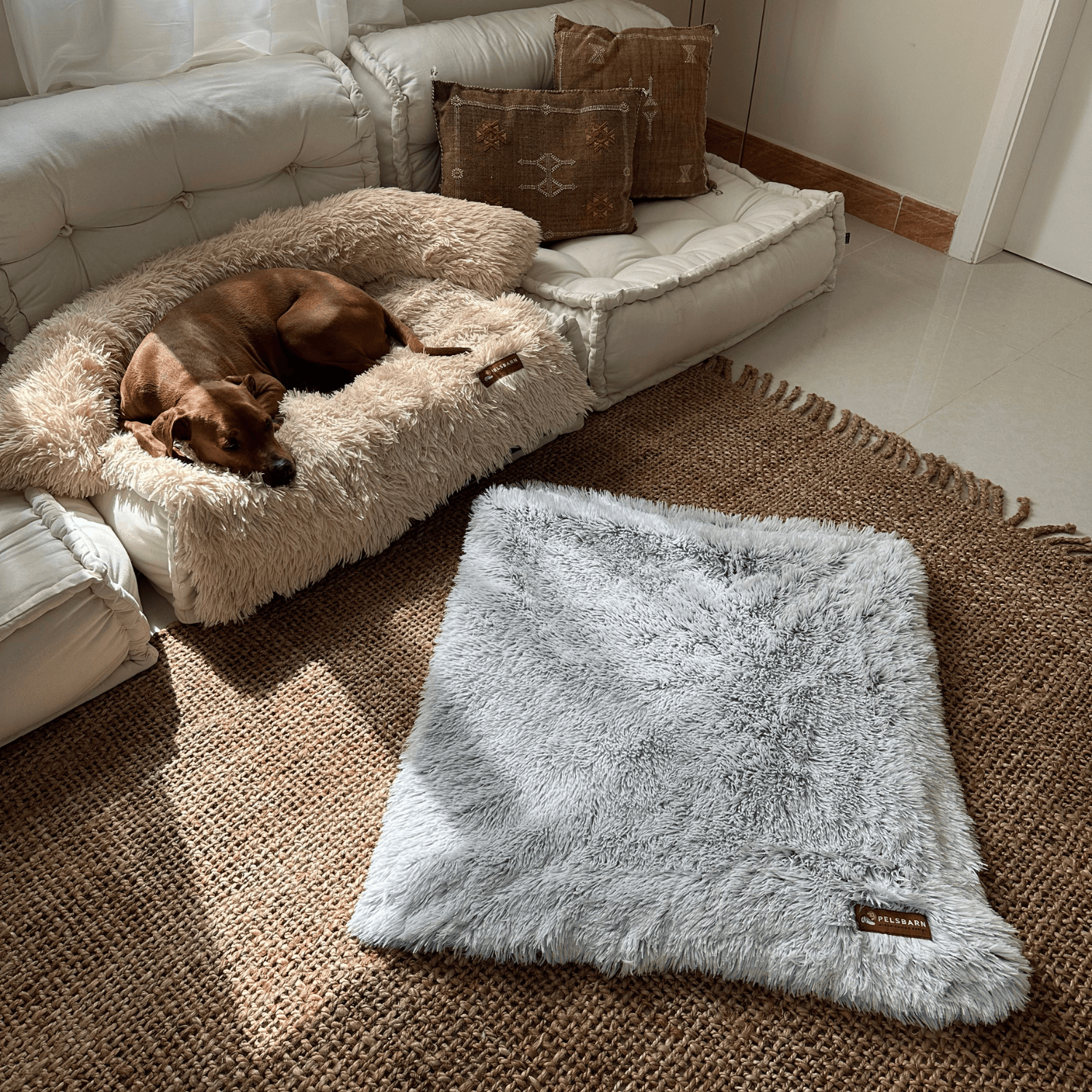 Comfortable fluffy blanket (velvet soft structure)
