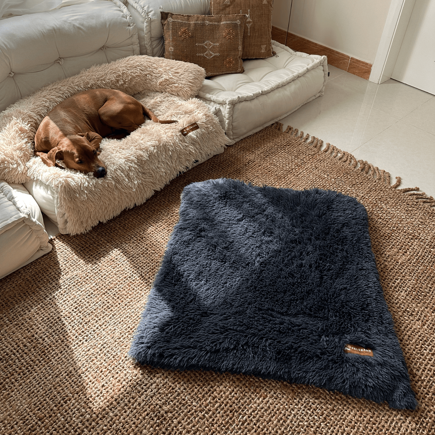 Comfortable fluffy blanket (velvet soft structure)